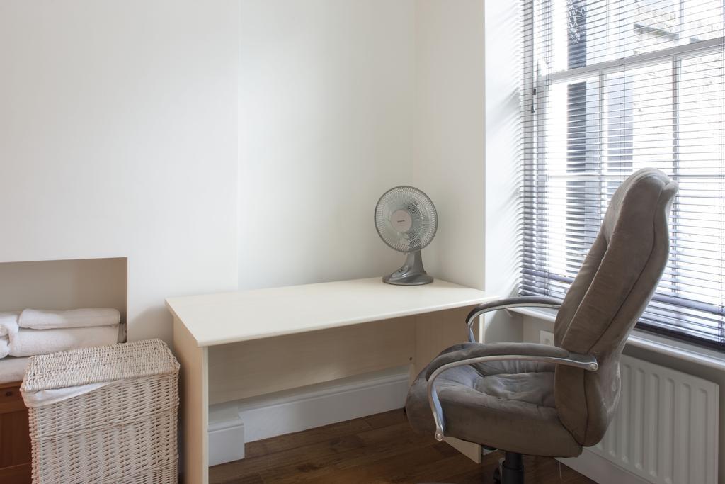 Piccadilly Circus Apartments London Bilik gambar